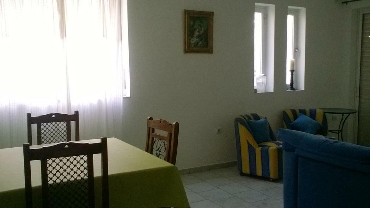 Nireos Proteos 20 Apartment Rafina  Ngoại thất bức ảnh